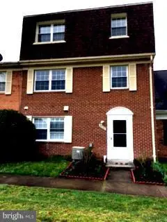 9798 Hagel Cir, Lorton, VA 22079 - #1