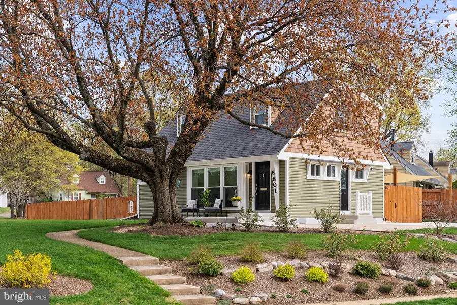 6801 Duke Dr, Alexandria, VA 22307 - #2