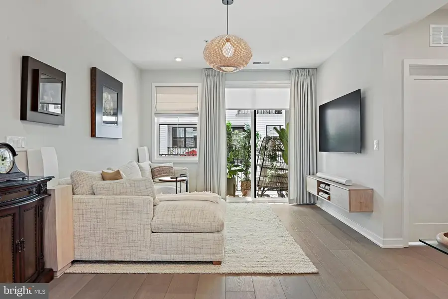 14433 Glen Manor Dr #602, Chantilly, VA 20151 - #2