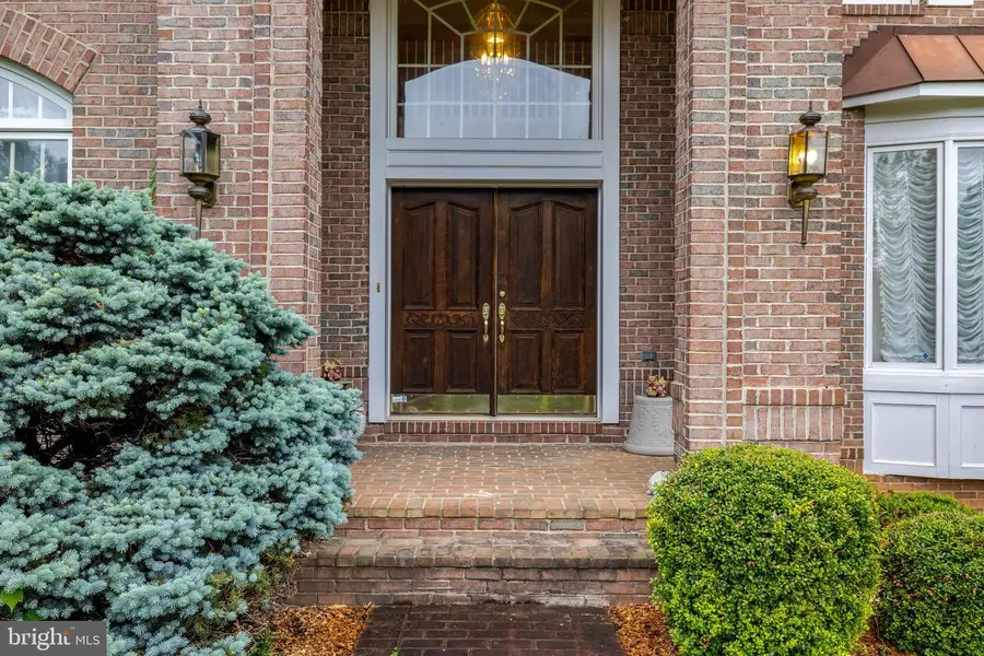 11270 Stones Throw Dr, Reston, VA 20194 - #3