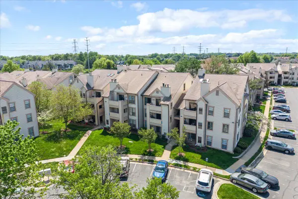 6943-g Mary Caroline Cir #g, ALEXANDRIA, VA 22310