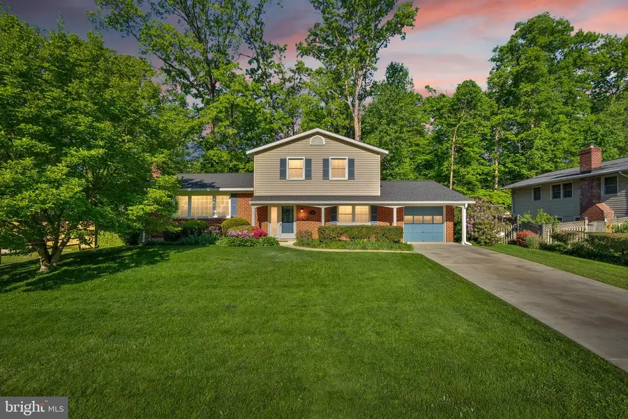 4306 Argonne Dr, Fairfax, VA 22032 - #2