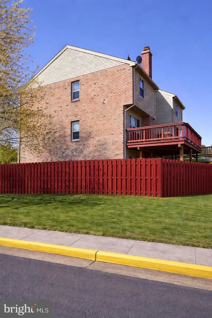 13828 Coleman Ct, Centreville, VA 20120 - #2