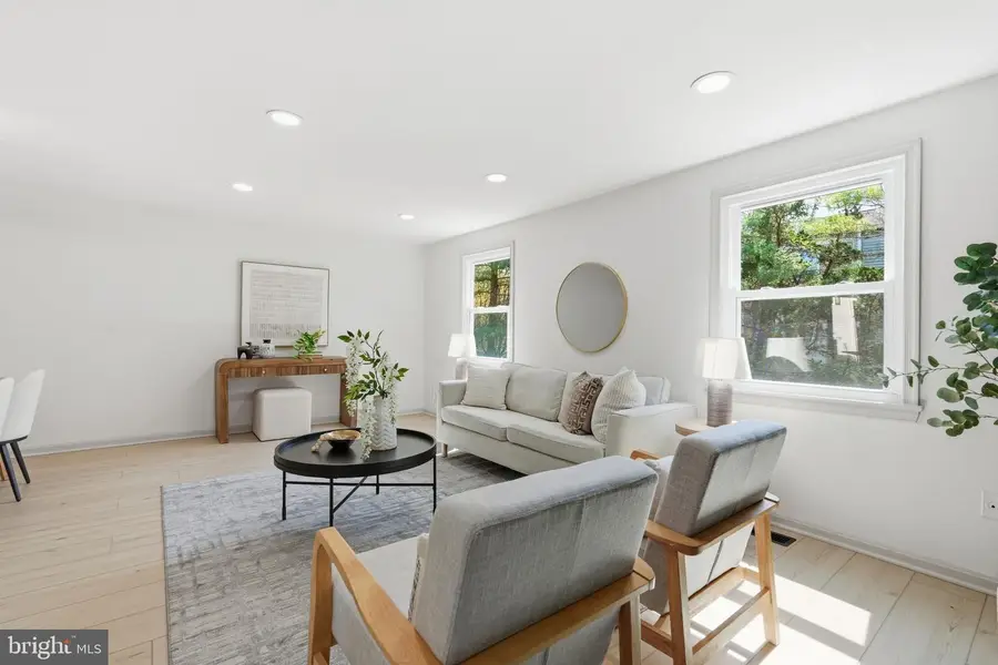 2984 Blaketon Ln, Oakton, VA 22124 - #3