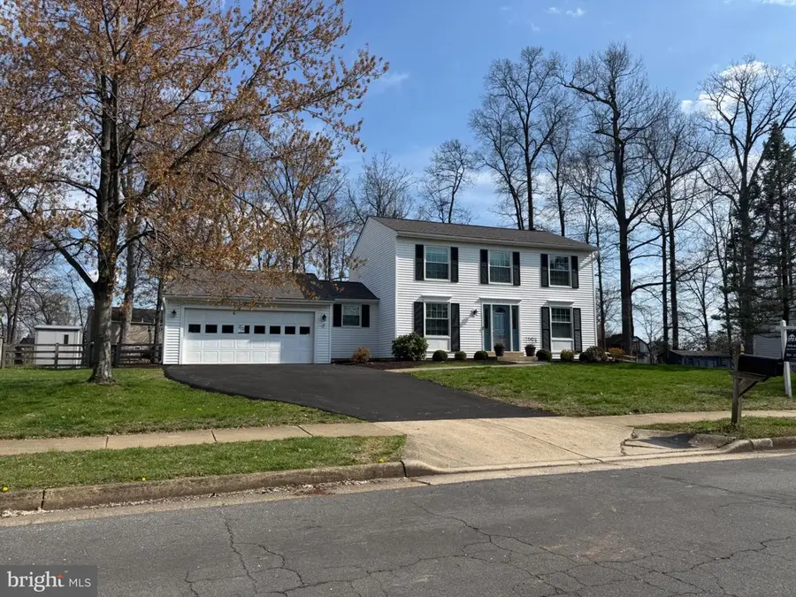 4515 Silas Hutchinson Dr, Chantilly, VA 20151 - #3