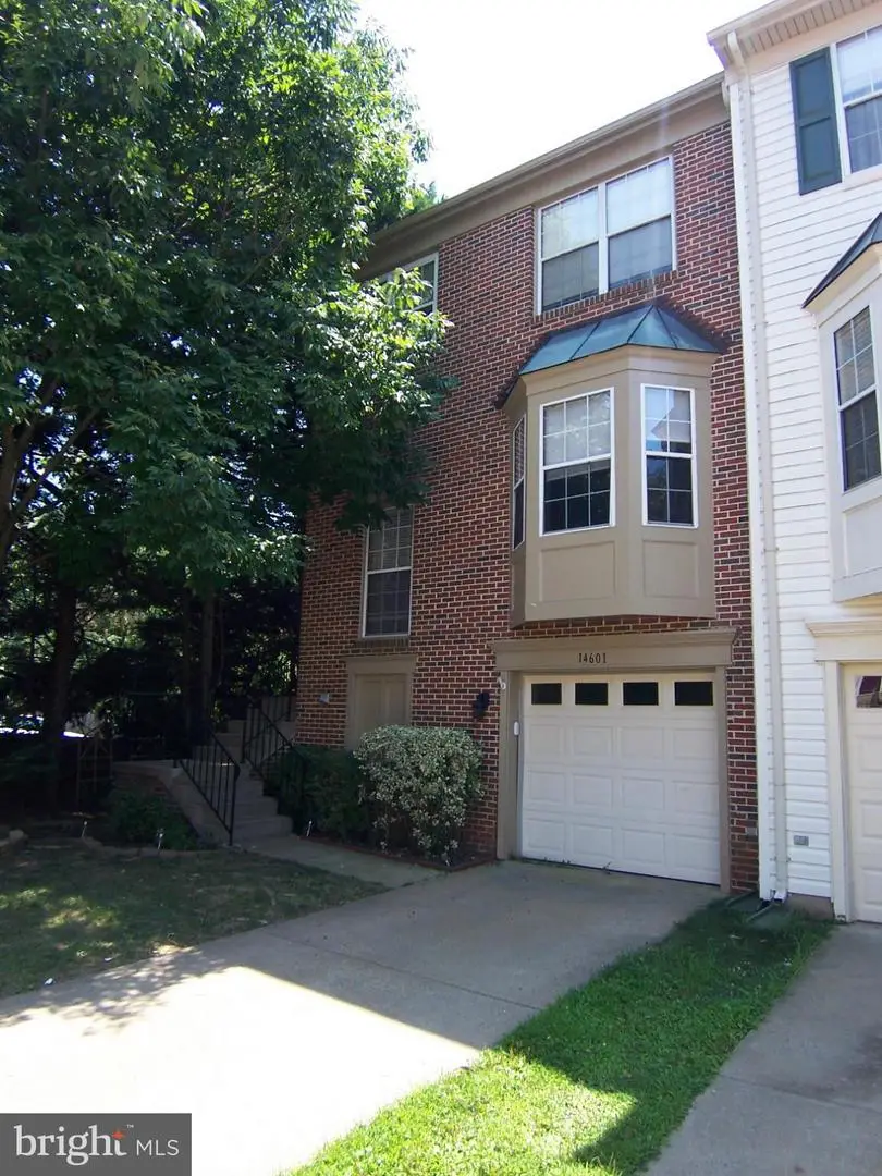 14601 Flower Hill Dr, Centreville, VA 20120 - #1
