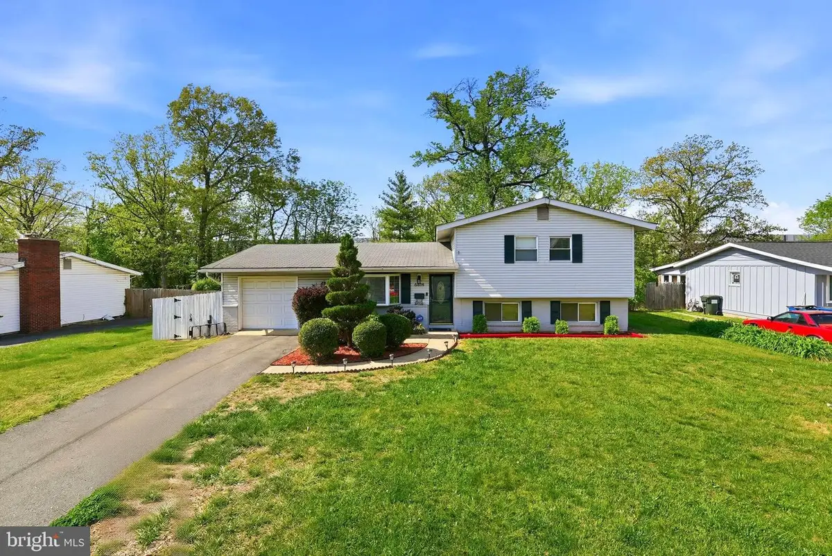 6614 Stagecoach St, Springfield, VA 22150 - #1