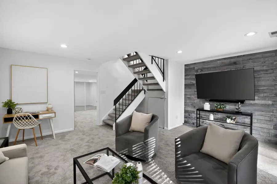 2434 Southgate Sq, Reston, VA 20191 - #3