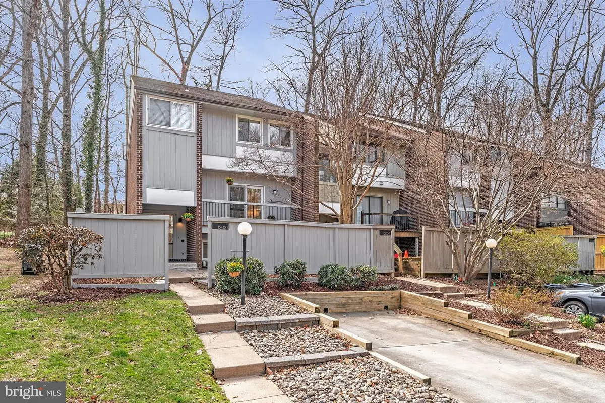 12021 Insha Ct, Reston, VA 20191 - #1