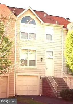 519 Dakota Dr, Herndon, VA 20170 - #1