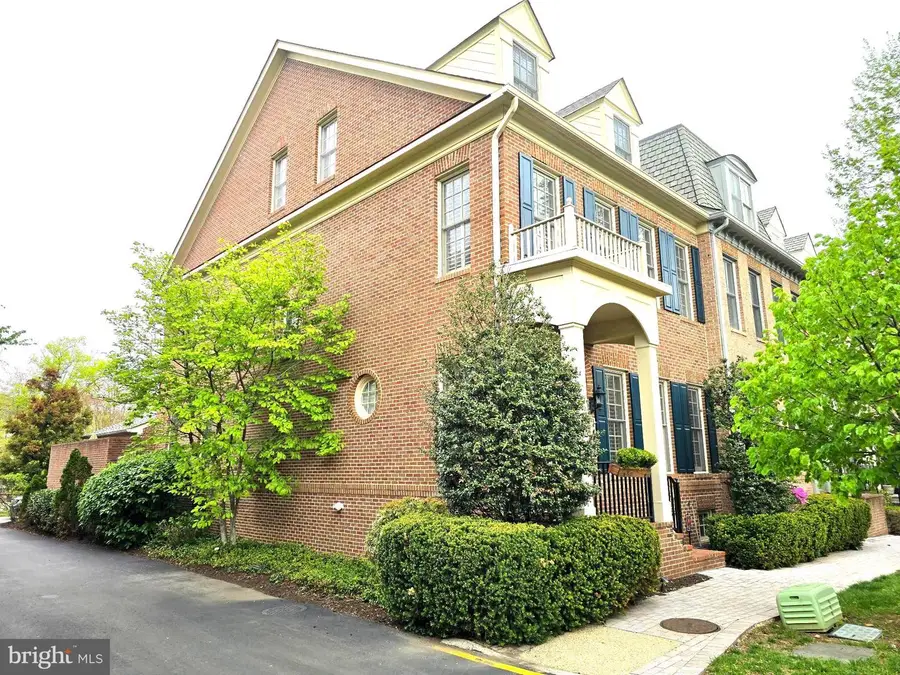 1408 Harvest Crossing Dr, McLean, VA 22101 - #3