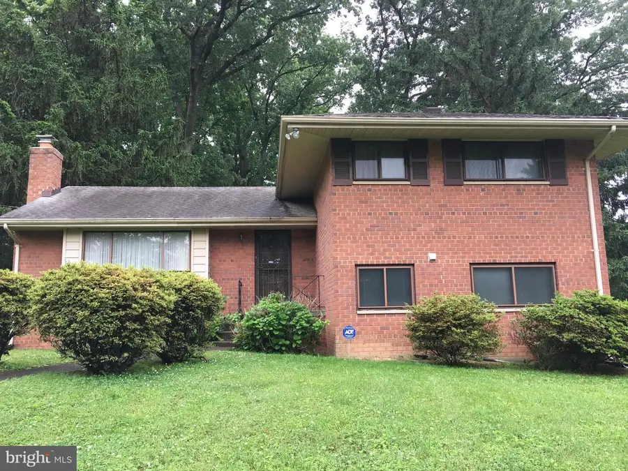 6451 Queen Anne Ter, Falls Church, VA 22044 - #2