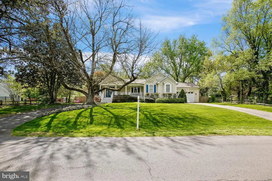 3409 Sharon Chapel Rd, Alexandria, VA 22310 - #3