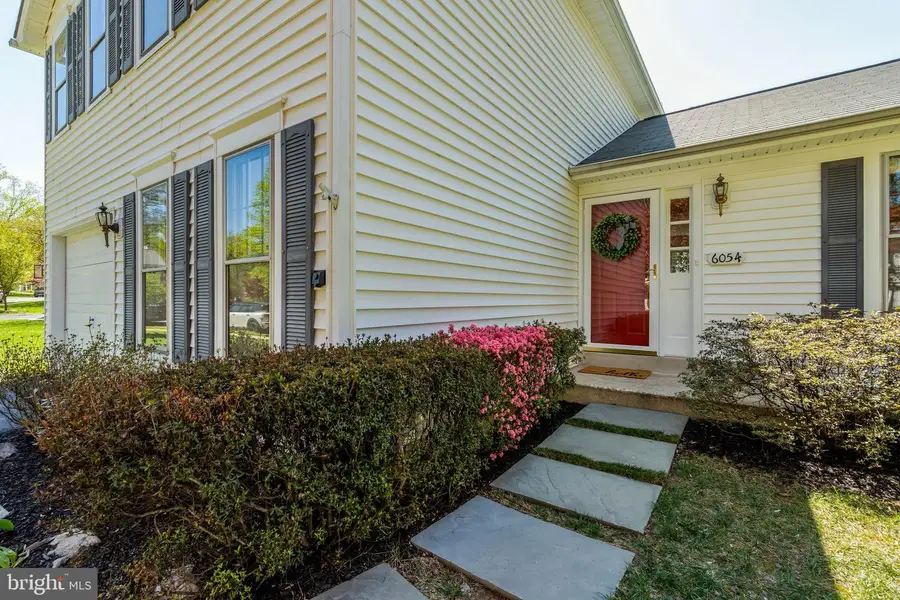 6054 Burnside Landing Drive Dr, Burke, VA 22015 - #3