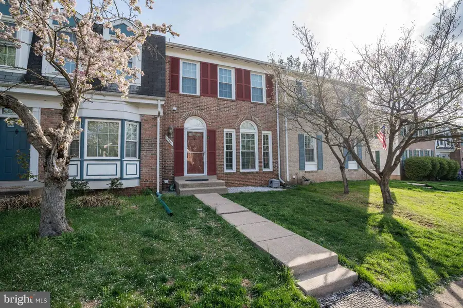 13341 Foxhole Dr, Fairfax, VA 22033 - #3