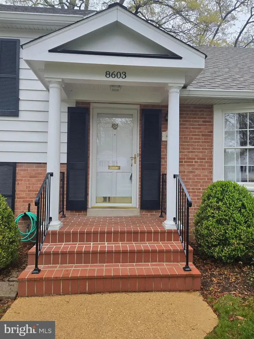 8603 Cushman Pl, Alexandria, VA 22308 - #2