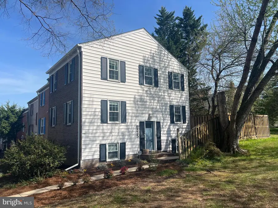 9535 Burdett Rd, Burke, VA 22015 - #2