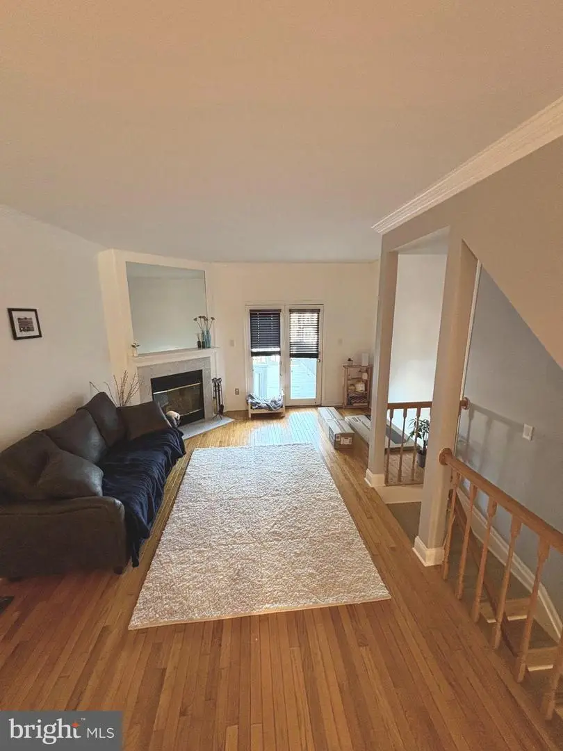 6123 Liverpool Ln, Alexandria, VA 22315 - #3