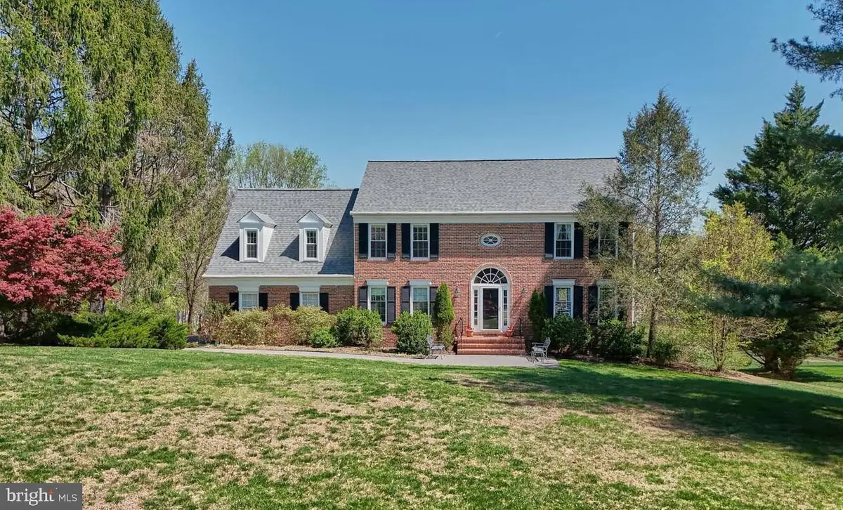 2825 Berryland Dr, Oakton, VA 22124 - #1