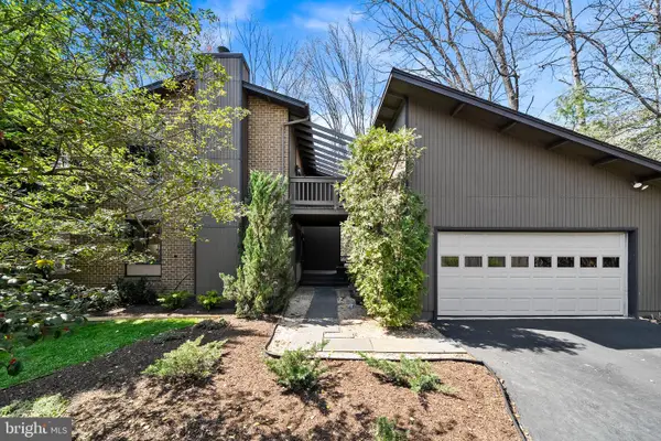 5224 Bradfield Dr, BURKE, VA 22015