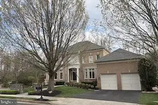 11101 Chessington Pl, Reston, VA 20194 - #2