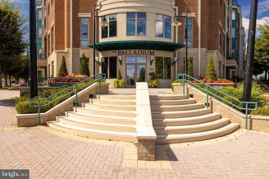 1450 Emerson Ave #g04-4, McLean, VA 22101 - #2