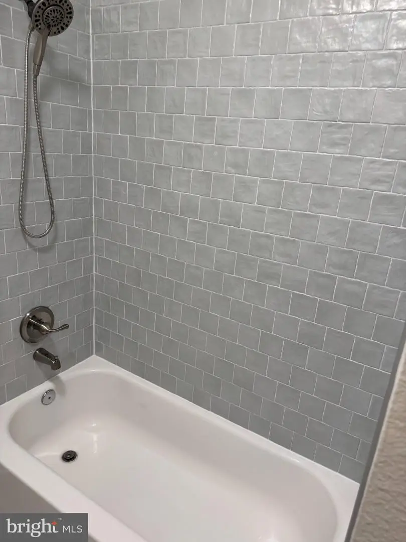 1521 Spring Gate Dr #10211, McLean, VA 22102 - #3