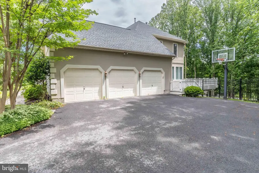 1284 Cobble Pond Way, Vienna, VA 22182 - #3