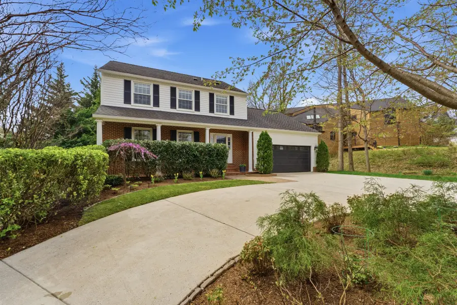 6445 Linway Ter Nw, McLean, VA 22101 - #2