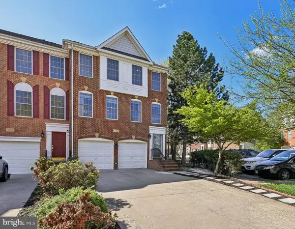 12915 Starters Ln, FAIRFAX, VA 22033