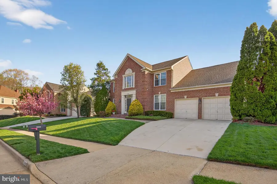 8009 Brandt Ct, Fairfax Station, VA 22039 - #3