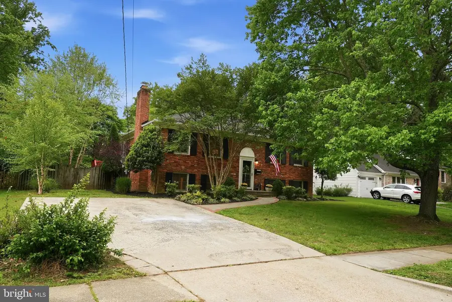 1905 Cool Spring Dr, Alexandria, VA 22308 - #3