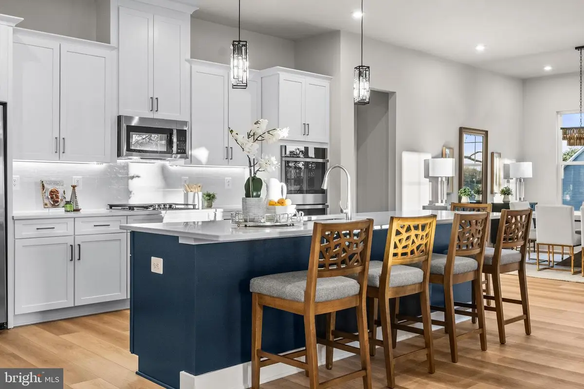 7505 Magarity Rd, Falls Church, VA 22043 - #1