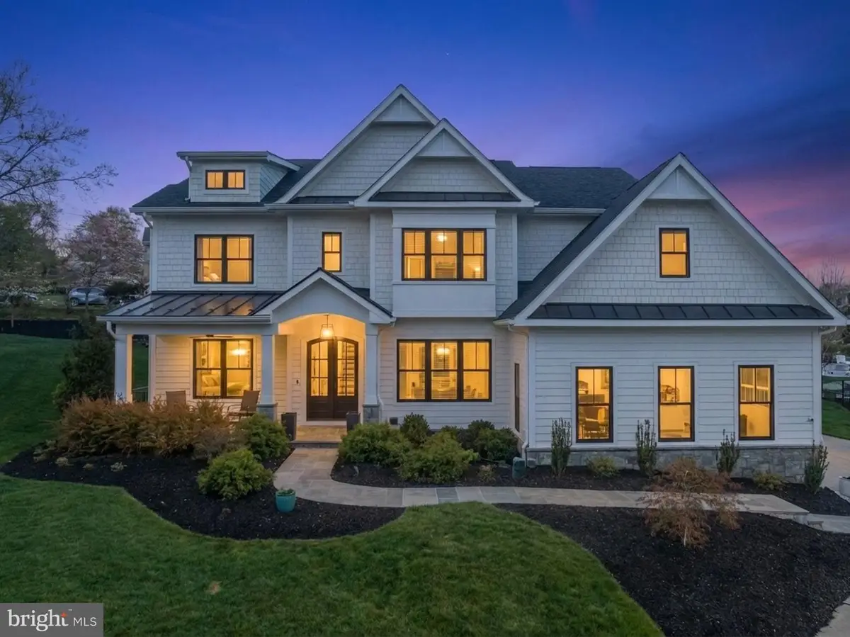 1118 Westbriar Ct Ne, Vienna, VA 22180 - #1