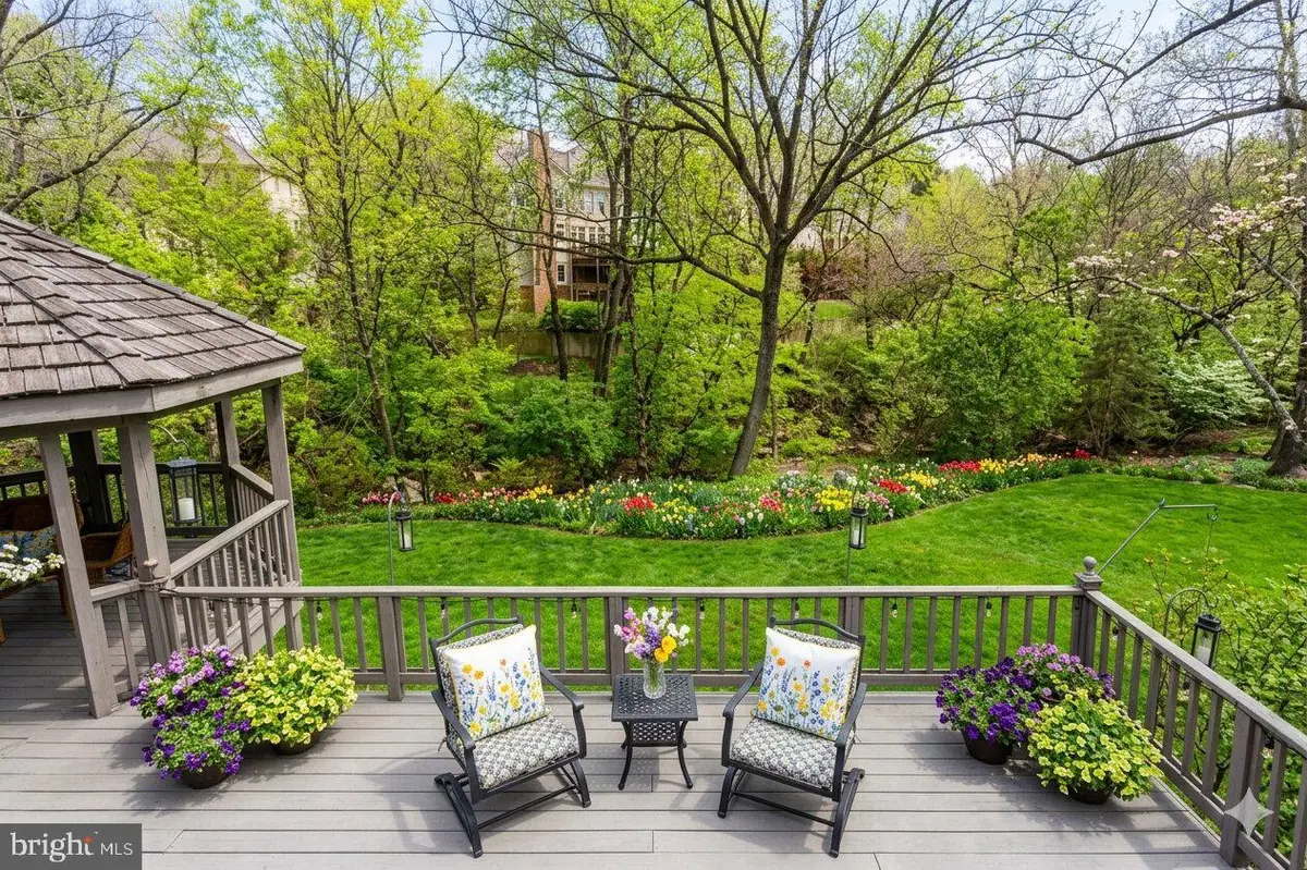 6116 Franklin Park Rd, McLean, VA 22101 - #1