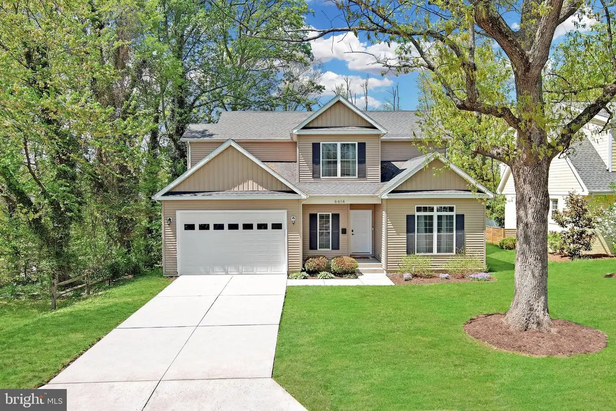 6614 Benson Dr, Alexandria, VA 22306 - #1