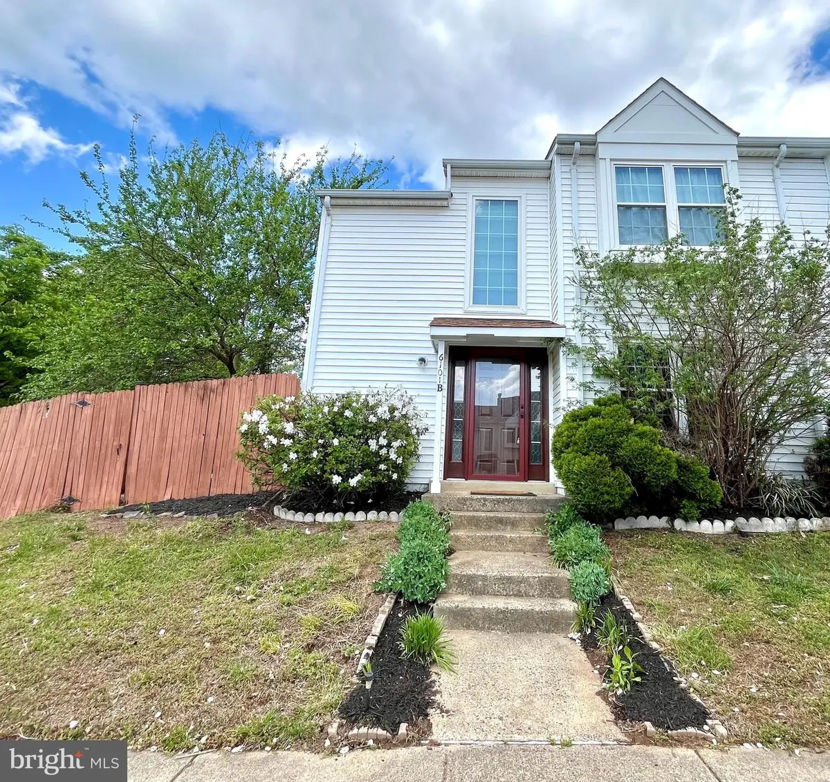 6101-b Hoskins Hollow Cir, Centreville, VA 20121 - #1