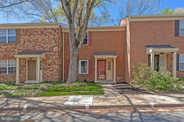 2254 Gunsmith Sq, RESTON, VA 20191