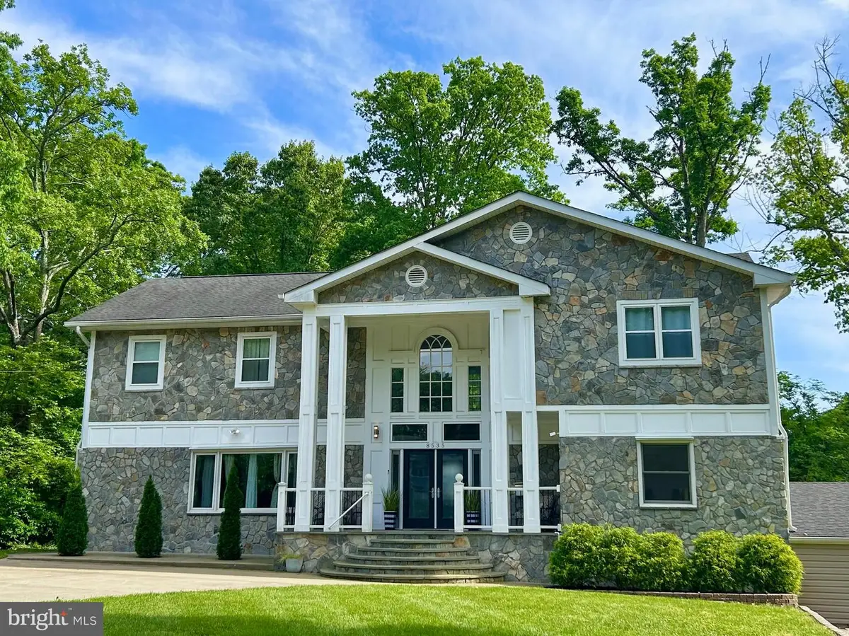 8535 Forest St, Annandale, VA 22003 - #1