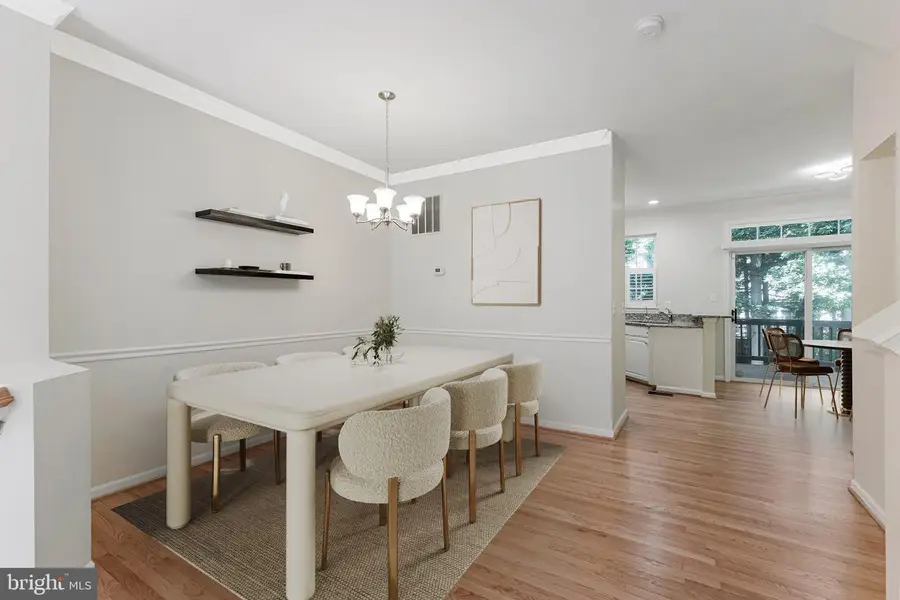 4112 Flower Box Ct, Fairfax, VA 22030 - #3