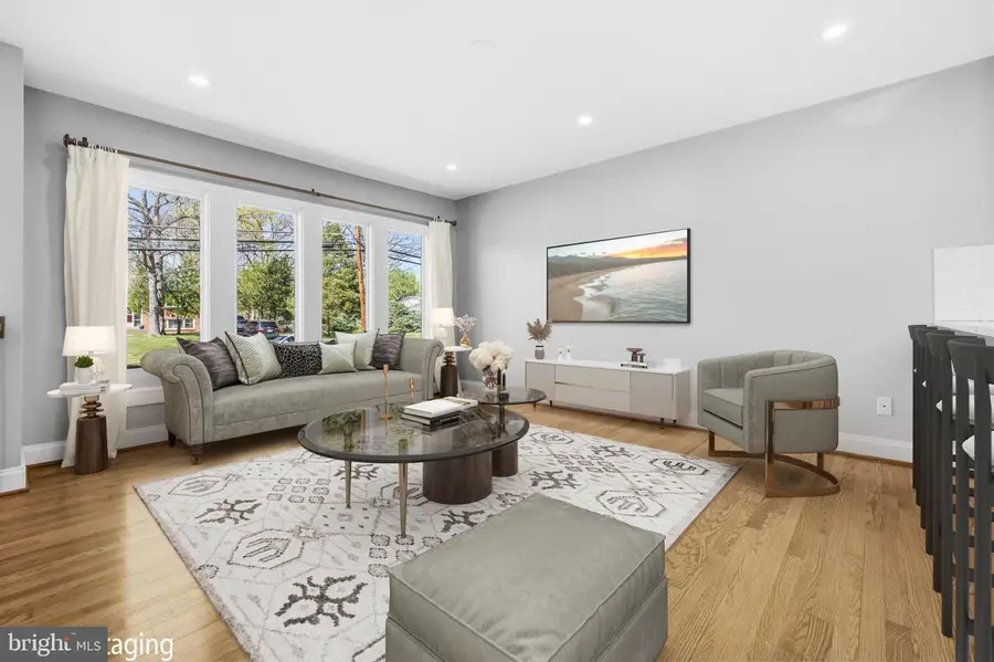 14913 Carlbern Dr, Centreville, VA 20120 - #3