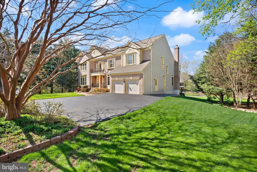 12212 Jonathons Glen Way, Herndon, VA 20170 - #2