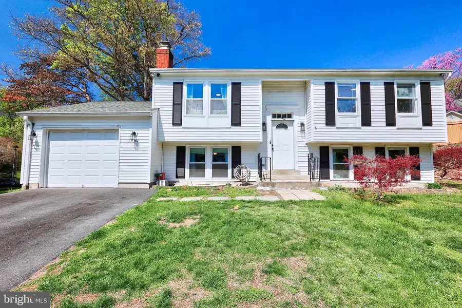 1502 Hiddenbrook Dr, Herndon, VA 20170 - #3