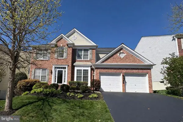8170 Douglas Fir Dr, LORTON, VA 22079