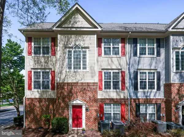 8073 Nicosh Circle Ln #53, FALLS CHURCH, VA 22042