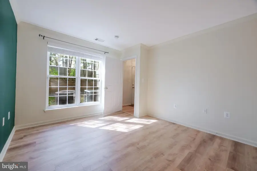 8073 Nicosh Circle Ln #53, Falls Church, VA 22042 - #2