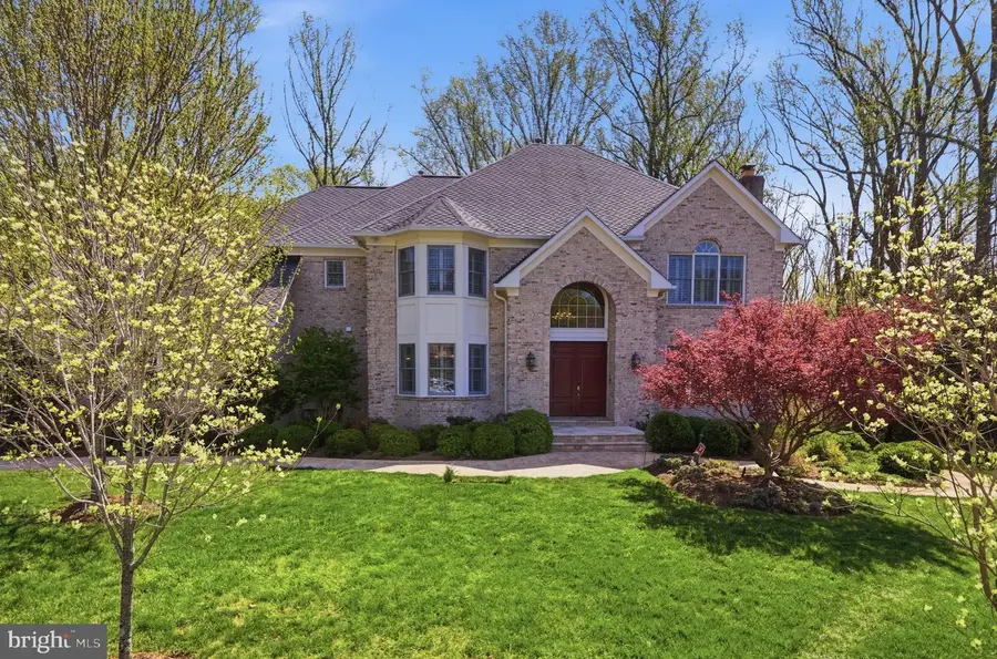 9703 Mill Race Estates Dr, Vienna, VA 22182 - #2