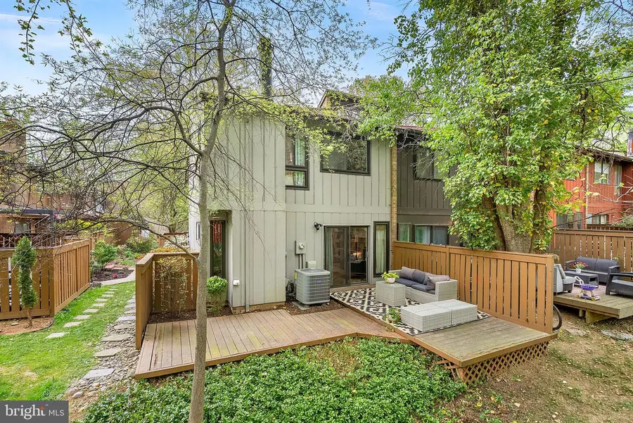 11907 Escalante Ct, Reston, VA 20191 - #3