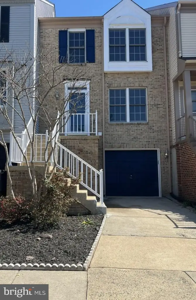 6821 Malton Ct, Centreville, VA 20121 - #1