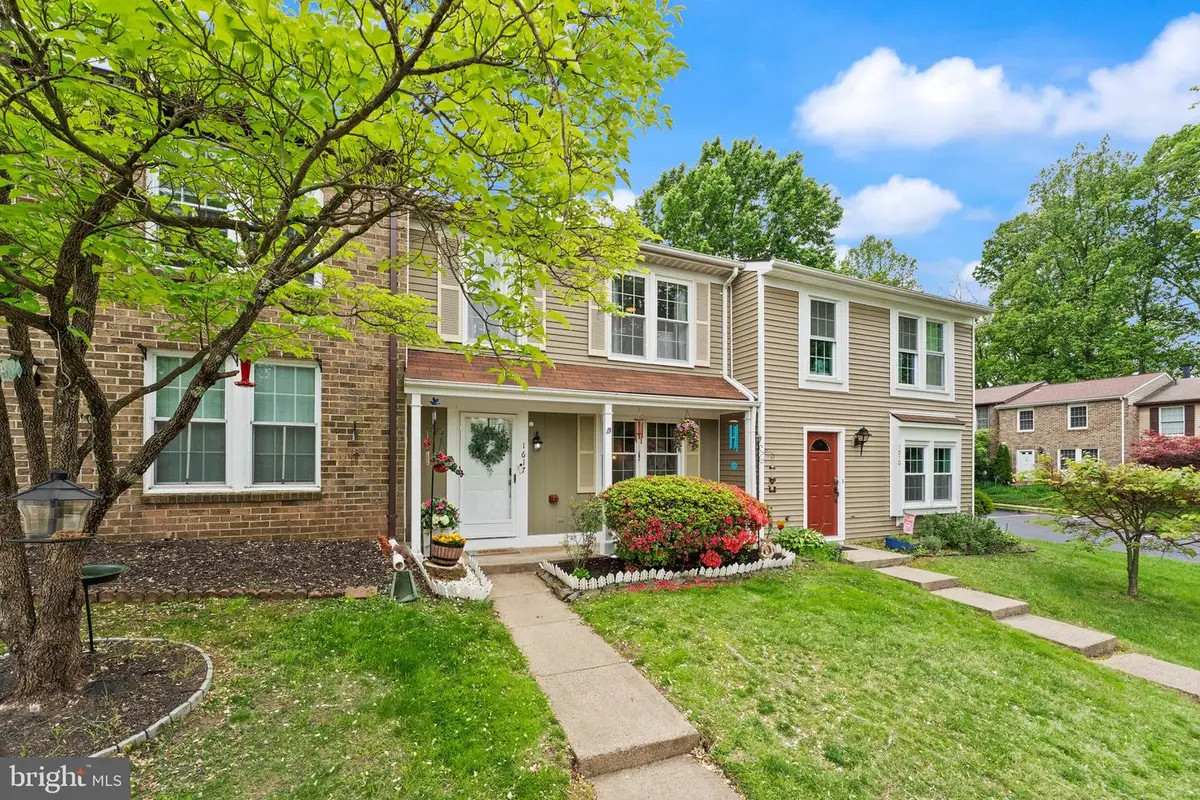 1617 Sierra Woods Dr, Reston, VA 20194 - #1